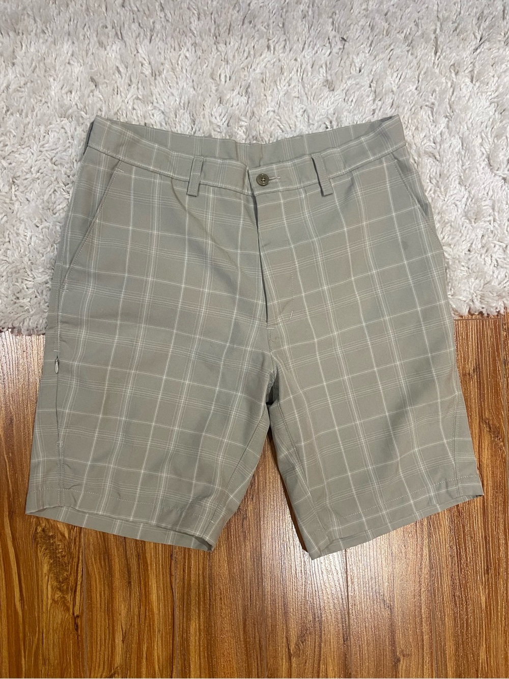 Men's Plaid Golf Shorts